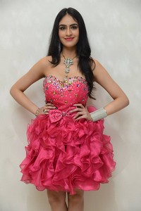 Simran Kapoor Photos